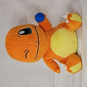 Pokemon - Charmander with Oran Berry Plushie